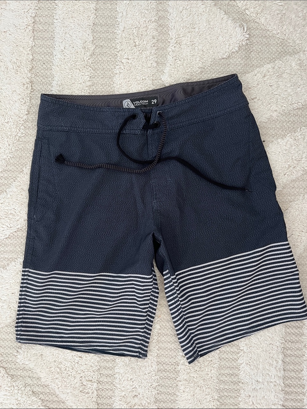 Volcom Mod-Tech Swim Trunks - Picture 1 of 8
